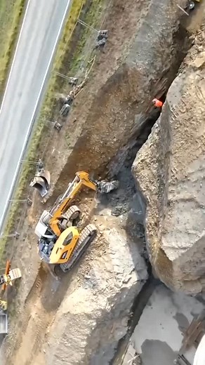 Engineer Construction on Instagram: "Incredible excavator attachment! Interested in seeing the incredible capabilities of excavators? This video highlights what these powerful machines are truly capable of! Excavators play a crucial role in construction and earthmoving projects. With robust engines and adaptable attachments, they can tackle even the most challenging tasks. In this video, we demonstrate the efficiency and versatility of excavators. Whether it's digging foundations, constructing r
