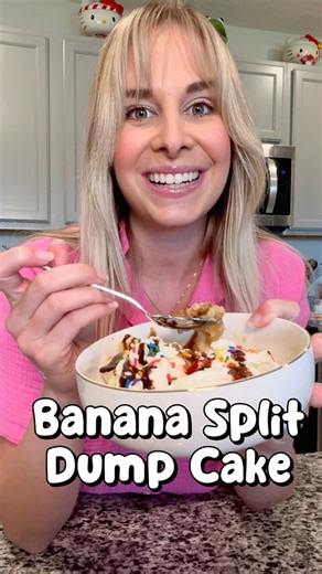 5.9K views · 59 reactions | Banana Split Dump Cake!  Serve it warm topped with ice cream and all your favorite toppings and it will disappear *so* fast! ✨Comment “cake” below to get the recipe!✨ #dumpcake #easydessert #cakerecipe #cakemix #bananasplit | The Novice Chef | Facebook