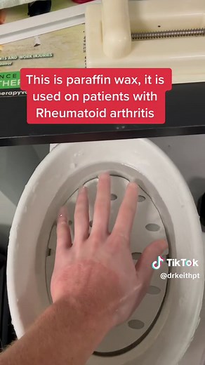 Scared ya there didn’t I #gymtok #gym #pt #physio #arthritis #lifting #gymlife #kettlebell #paraffinwax #fitness #fyp #viral #funny #workout #football