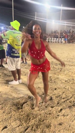 EL ARTE DE MAYARA NO TIENE LIMITES OLE 💃👏👏#brasil #carnaval #ritmo #gypsydance #riodejaneiro #bahia