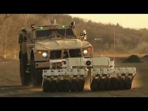 Oshkosh Defense UGV M ATV Mineroller