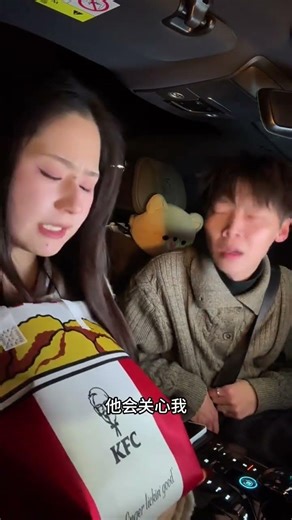 Girlfriend says you can lose weight if you eat enough. (Tik Tok dad open your big eyes and