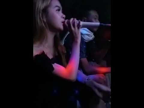 karokean sambil grepe purel lc cantik