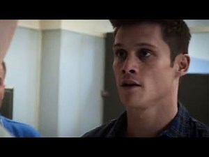 13 Reasons Why Creator DEFENDS Graphic Finale Scene