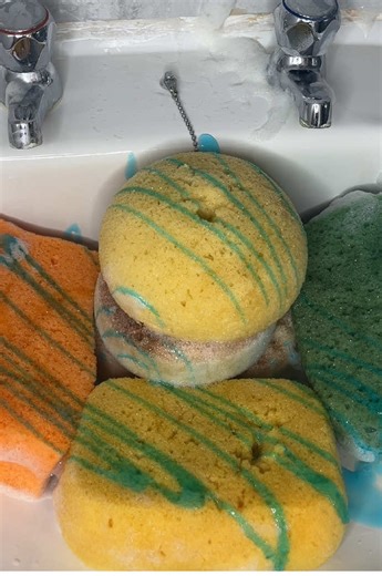 Effective Rinsing Techniques for Bleached Sponges