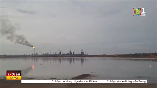 🛑 Ông Trump: Venezuela sẽ chuyển giao dầu bị cấm vận cho Mỹ Tổng thống Donald Trump ngày 6/1 cho biết, Venezuela sẽ chuyển giao từ 30 triệu đến 50 triệu thùng dầu bị cấm vận cho Mỹ, sau khi ông Nicolas Maduro bị lực lượng Mỹ bắt giữ vào cuối tuần trước. #news #thoisu #hanoionline #daihanoi | Hà Nội Online