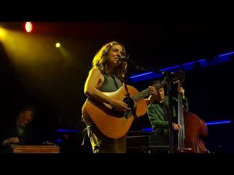 Ani DiFranco in Pensacola - Untouchable Face - Spirit of Love Tour