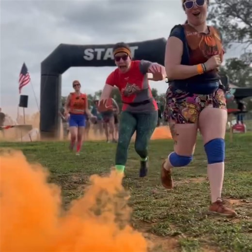 Choose your challenge, Los Angeles. Take on our 5K, 15K or Infinity obstacle course experience, for a muddy adventure you will never forget. Secure your spot today. | Tough Mudder