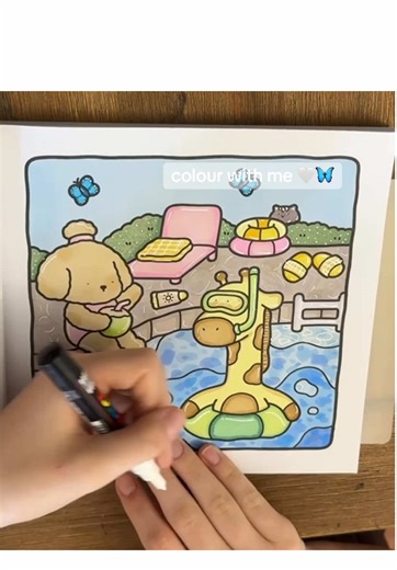 colouring page 5 with me!! 🩵🦒#cocowyo #ohuhumarkers #cozydays #fyp #colouringin