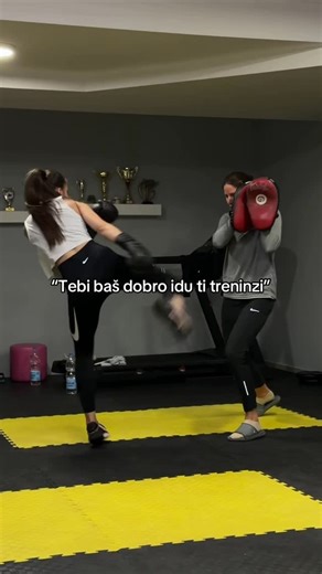 Sanja Radin i Milena Magazin on Instagram: "UPIS NOVIH ČLANICA JE U TOKU 🔥 Pridruži nam se na grupnim ili personalnim treninzima. 🥊KICK BOX 🥊CARDIO BOX 🥊TRENING SNAGE #kickboxzazene #novisad #trening #kikboks #treningsnage"