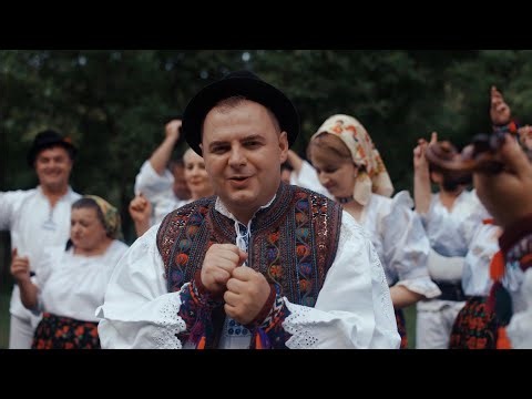 Alexandru Pop - Dumnezeu, pă om, când bate
