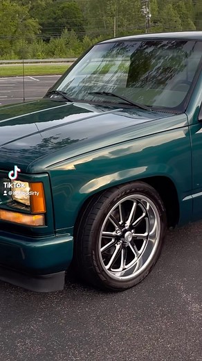 “Built For Speed” 💨 FAST.......New Paint and Clean! Built 355 SBC with Aluminum Heads, Headers and @fitech_efi Fuel Injection. Wicked Sounded New Dual Exhuast. This is a Fast One! 132k Mile 1997 OBS Slammed Down with Perfect Stance. Clean Interior, Cold AC! 🥶 Clean CarFax! Just As Nice Underneath! Solid Southern Truck! #FORSALE Now! FINANCING AVAILABLE with Just 10% Down! ~FREE Delivery! We Handle It All! Call/Text: 606-776-2886 Email: HotRodDirty@yahoo.com SHOP: www.TraditionalHotRod.com #squ