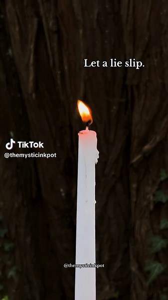 If you are writing a fantasy novel then you need an editor who specialises in fantasy✨ If you’re building a house, you hire a skilled builder. If you want a stunning stained glass window, you seek the craftsman with the right touch. If you want to soar on a dragon, you seek an experienced dragon rider to help you. The same goes for your novel. If are writing a fantasy novel, you need an editor who specialises in fantasy. Who understands all parts of fantasy wholeheartedly. ✨🖋️ DM me or email to