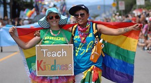 Vancouver Pride Parade 2017 takes to the streets August 6 | Daily Hive | Events