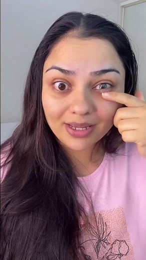 How to apply contact lenses for beginners | Easy trick to put in lenses safely