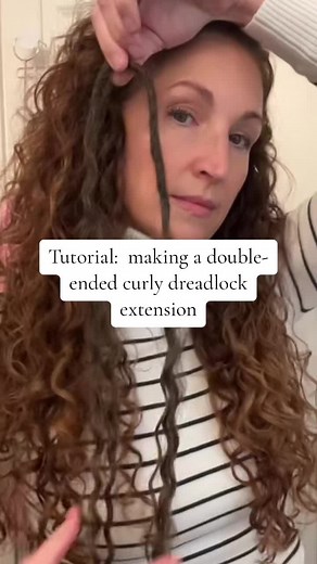 Deeadlock tutorial: how I make curly double-ended synthetic dreadlock extensions. It is a very simple method…though it does take some time and practice. This is the BEST hair I have found for this method. I am happy to share it…just ask me in the comments. #dreadlocks #dreads #locs #curlylocs #loctutorial #crochettutorial #dreadtutorial #dreadlocktutorial #tradesecrets #loclove #crochetlocs #dreadmaker #dreadmakersecret #fyp #fypシ #howtomakedreadlocks