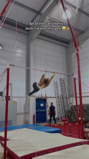 My usual training vlog will be up tomorrow for the bts of todays session✨ #gymnasticsstrength #adultgym #calisthenicsgirls #calisthenicsfreestyle #exgymnast
