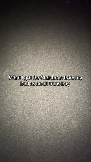 #venomvoice CUTE CHRISTMAS HALL!!! (Also last night me and my dad where jamming out to SOAD and my stepmom got angry lol) #soad #1k? #trans