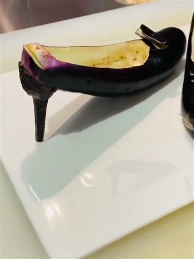 I Carved This Stunning Fruit Flower Bouquet for My Mom—Her Reaction Made Me Cry (Real Tears, Not Jus