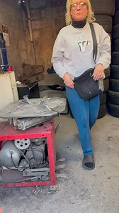 1.9K views · 33 reactions | Entrega para la Señorita Verónica 殺 #floreriaenciudadjuarez #entregasconelpadrino #entregasinolvidablesflorerias&s Whatsapp 6564810856 Dirección: Alberto Tavalera 1130 local 5 Fraccionamiento Oasis Revolucion | Entregas Inolvidables Floreria Sys | Facebook