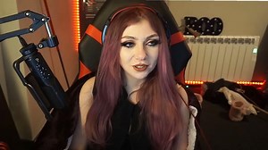 How old is JustaMinx? Controversial personality goes viral after getting drunk at The Streamer Awards afterparty