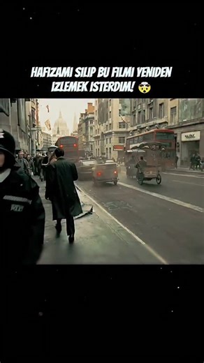 Eski Gazeteci on Instagram: "👶 Son Umut: İnsanlığın Geleceği Onun Elinde! 👶 Film Adı: Dünyanın Son Çocuğu (Children of Men) Çıkış Tarihi: 22 Eylül 2006 IMDb Puanı: 7.9/10 2027 yılında, insanlık 18 yıldır çocuksuz bir dünyada yaşamaktadır. Umutsuz bir gelecekte, sıradan bir bürokrat olan Theo, insanlığın kurtuluşu olabilecek hamile bir kadını kaçakçılardan ve hükümet güçlerinden korumak zorunda kalır. Distopik bir dünyada geçen bu gerilim dolu yolculuk, umudun ve insanlığın son ışığını arayışın