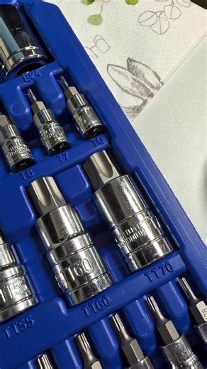 Handle any repair with the CASOMAN 60-Piece Master Torx Socket Set. Includes internal, external, and tamper-proof Torx bits made from strong S2 & Cr-V steel. Perfect for automotive, garage, and professional tool use. Built for strength and precision. 🔧💪🔥 #tools #torxset #mechanic #tiktokshopstockup #tiktokshopcreatorpicks