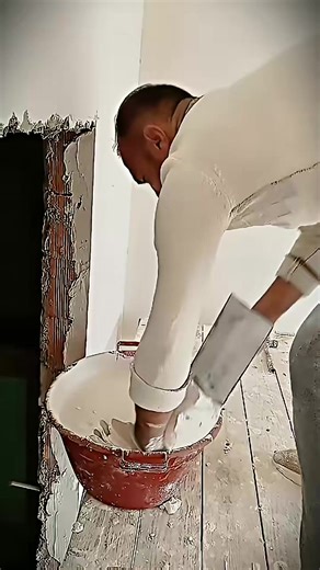 Construction workers who are artists  #skills #tricks #construction... | Fame Report | Facebook