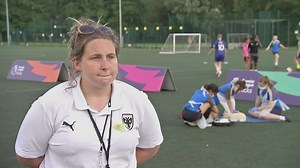 'Young people need defibrillator training'