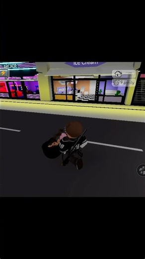 She Picked Me Up 😳 #roblox