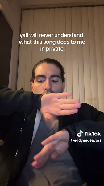 Expressing Emotions Through Sign Language Performance