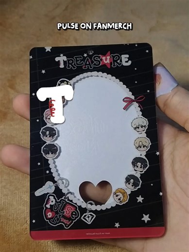 PULSE ON tour fanmerch by @chipnuna is now OPEN! 🗓️7-11 maret 2026 📦 pengiriman dari Batu, Jawa Timur 📅±10-14 hari kerja setelah pre-order ditutup ⚠️PELUNASAN : 20 maret 2026 (via shopee) Utk link pelunasan akan dikirim melalui email ✉️ #TREASURE #트레저 #treasurefanmerch #pulseontour