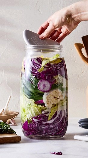 Which veggies do you like to ferment? 🥬🍆🥒🥕 Read on for our top tips for fermenting at home: * Always use filtered water. * We recommend to use salt free of iodine and anti-caking agents. * Always ensure food inside the Kilner® Jars is completely submerged under the salt brine. The Kilner® Weights included in the fermentation sets will help to weigh down food and allow the anaerobic fermentation process to take place. * Once ready, screw on the one piece lid and transfer to the refrigerator t