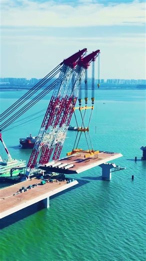 Xiajin Bridge Instantaneous hoisting of 1000 ton steel box girder #infrastructure #technology