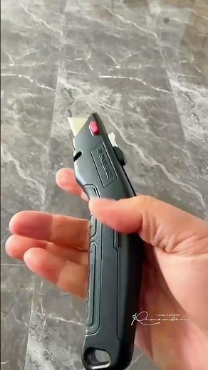 Auto-retracting utility knife #tools #utilityknife https://www.fulgenttools.com