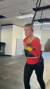 WONDER WOMAN 💪✨⭐️ • • • #bungeefitness #wonderwoman #workout #moveyourbody #fitness | Ridiculous Bungee Fitness