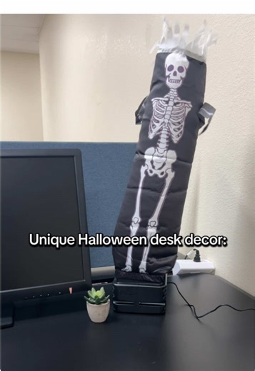 Unique Halloween Desk Decor Ideas for Your Workspace