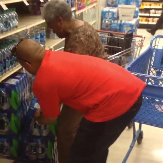 Christmas spirit🎅🏽 | spirit christmas