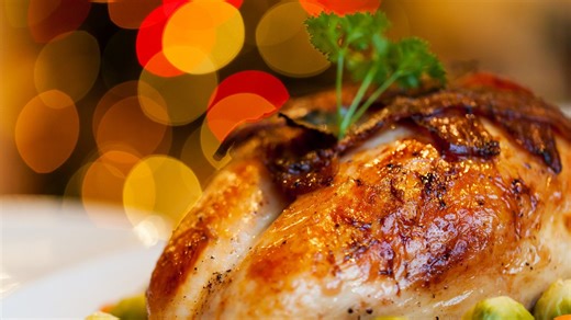 Here are the 9 most popular, traditional holiday dishes in Louisiana. Which is your favorite?
