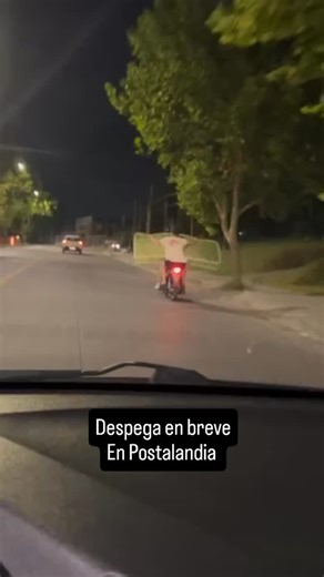 El Uruguayo no conquista el mundo porque no quiere. En breve despega el nuevo modelo de Avioneta Moto charrua, lastima que perdió todos los puntos de la libreta antes, en #eluruguayposta | La Posta Comunicaciones