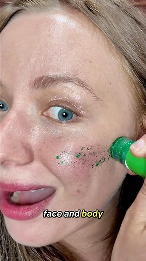 Using Green GLITTER as a Highlighter! ✨