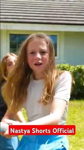 Nastya | Cartoon | Like Nastya Playing @LikeNastyaofficial @LikeNastyaofficial