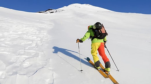 Falling from Mount Fuji – the livestream that ended in tragedy