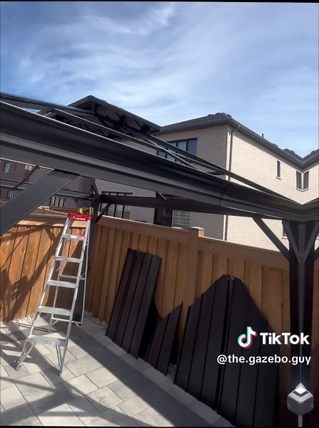 Building Gazebos in Ontario: Tips and Designs