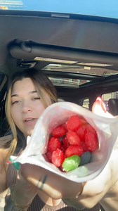 These are soooo good😮‍💨 Loving all of the flavored gushers lately! #gusher #gushers #gringas #gringasgushers #pinklemonade #pinklemonadegushers #candy | Eatwithbecks