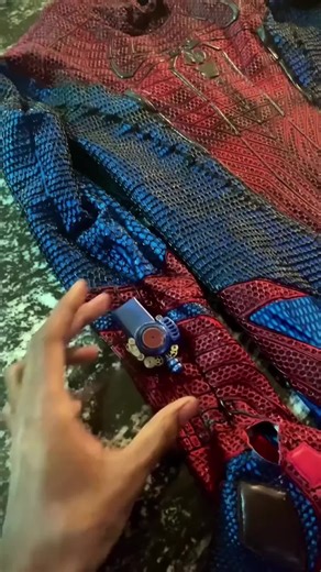 Настоящий костюм человека-паука!