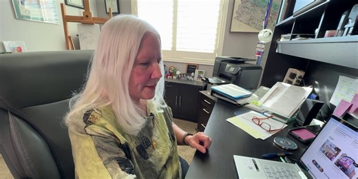 Goodyear woman gets StubHub refund after Lewis Black show canceled