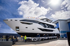 Sunseeker’s Highly-Anticipated 100 Yacht Hits the Water, Gears Up for Sea Trials