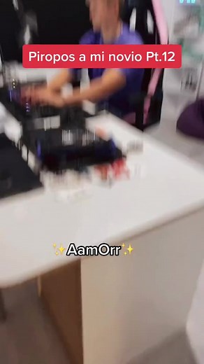 Noooo el final 😱🥲 Ahora como le explico a mi Mama que es broma 🙊 Síguenos en insta: - https://instagram.com/skyandtami - #meme #trend #humor #skyandtami #viral #reels #pareja #novios | Sky & Tami