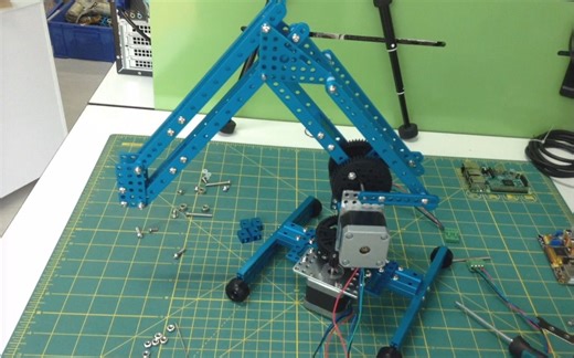 【机械搭建】小型桌面机械臂